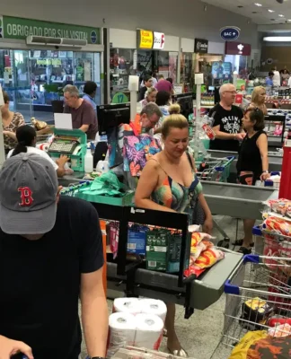 Preços dos alimentos caem pelo 4º mês consecutivo, diz IBGE