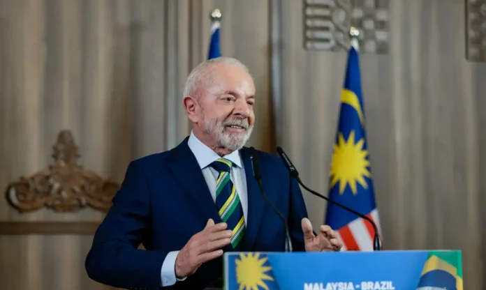 Lula faz 80 anos otimista: “Logo, logo não haverá problema com os EUA”, diz após encontro com Trump