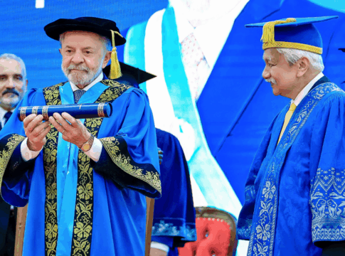 Lula recebe o título de Doutor Honoris Causa na Malásia