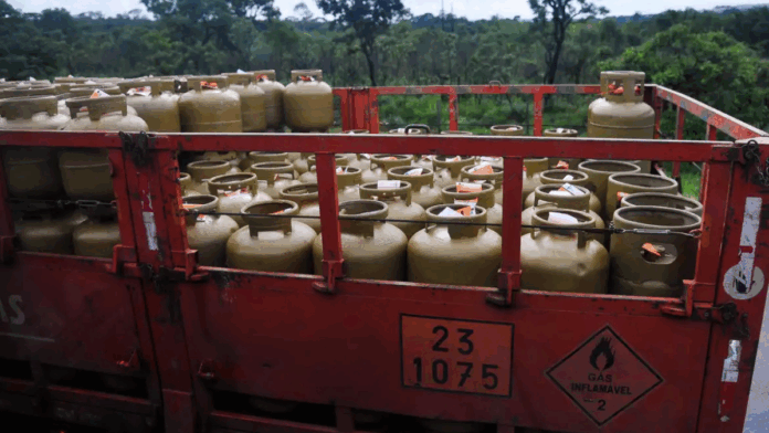 Beneficiários com NIS final 2 recebem Auxílio Gás nesta terça-feira