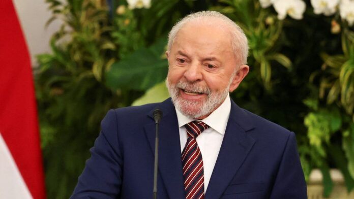 Lula diz que pode discutir tarifas à Venezuela em possível encontro com Trump