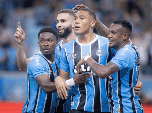 Carlos Vinícius, jogador do Grêmio