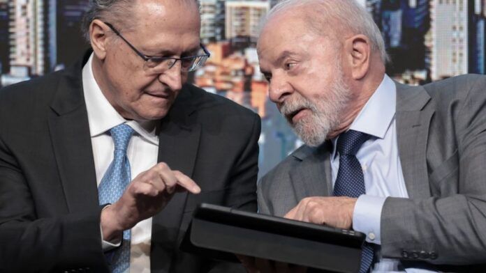 Lula anuncia programa de habitação para a classe média