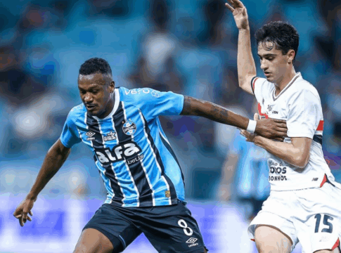 São Paulo vê chances de vaga na Libertadores cairem para 11% com derrota