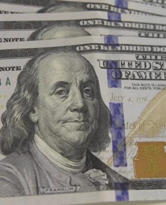 Dólar dispara para R$ 5,50 com tensão entre EUA e China