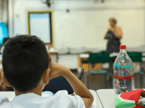 Governo abre canal para sugestões sobre uso de IA na educação