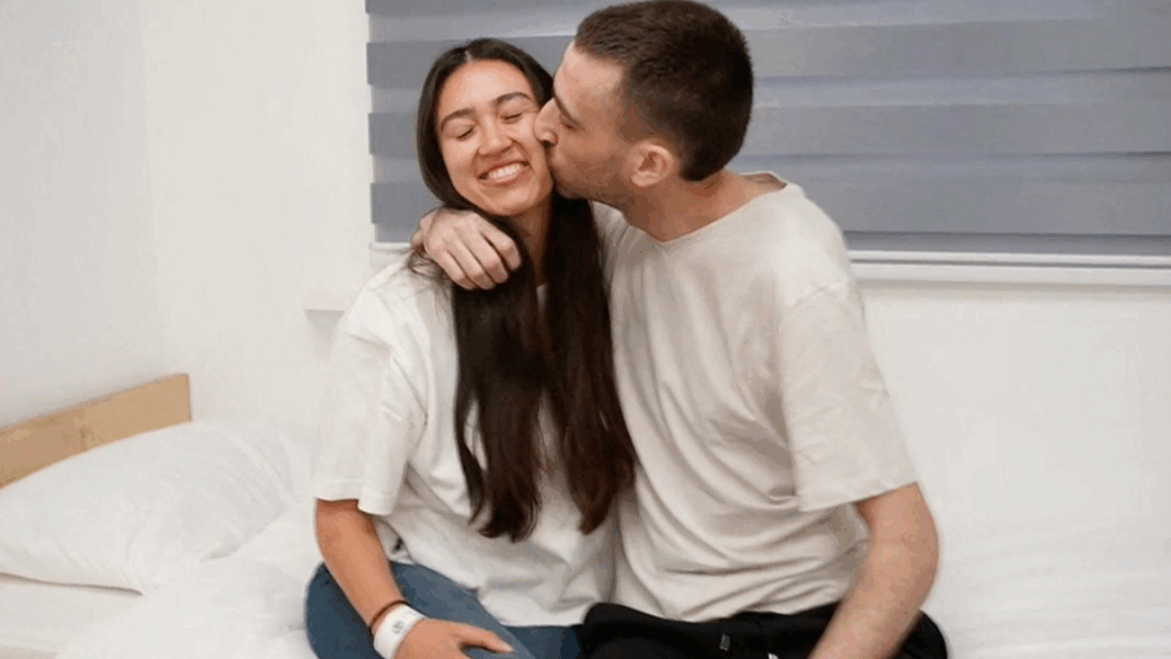 casal isralense se reencontra após dois anos sequestrados