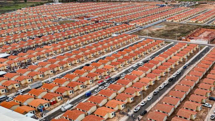 IPTU: Como regularizar cadastro imobiliário para corrigir cobrança indevida?