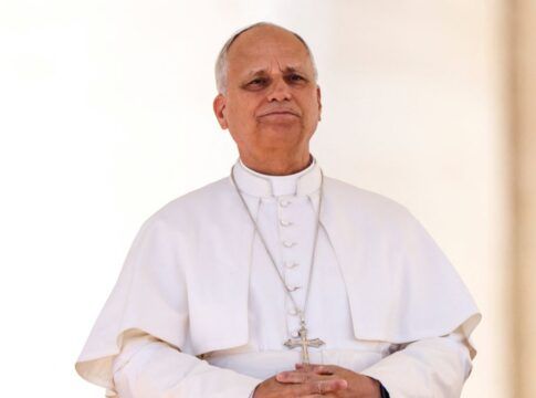 Papa Leão invoca críticas às políticas de Trump em primeiro grande documento