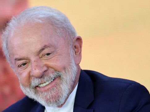 Imagem colorida do presidente Lula