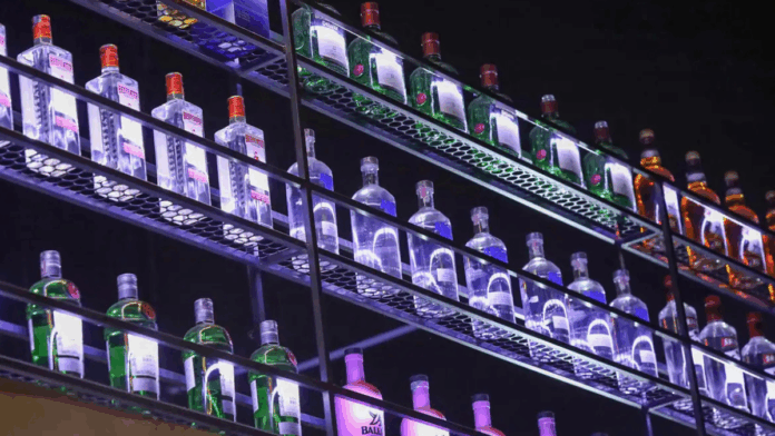 País tem 29 casos confirmados de intoxicação por metanol, diz governo