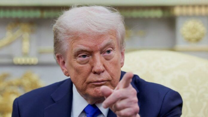 Casa Branca inicia demissões no governo devido à paralisação