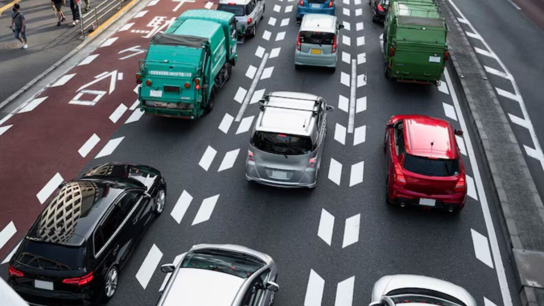 Transito vários carros cada um na sua faixa