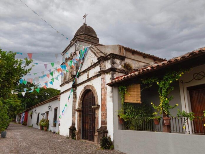 Imagem coloirda de Penedo