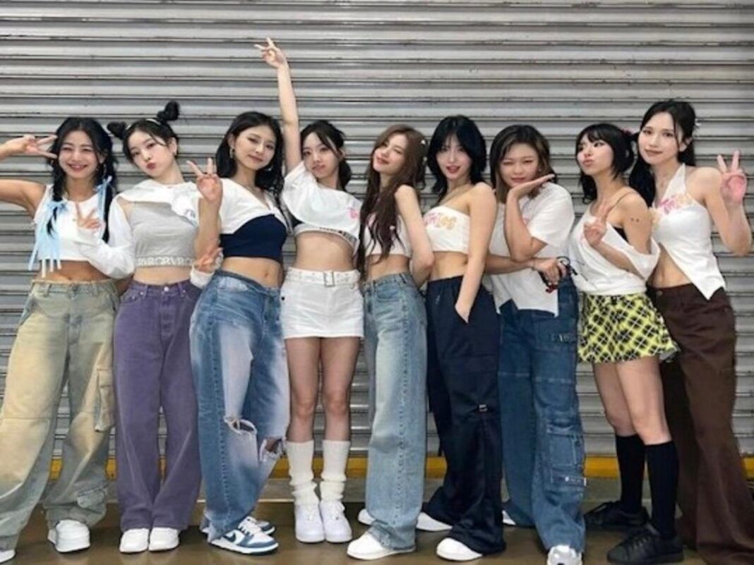 Imagem coloridad e grupo K Pop