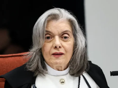 Todos sabem minha posição sobre mulheres no STF, diz Carmén Lúcia