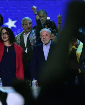 Lula defende que “nenhum presidente” deve dar palpite sobre Venezuela