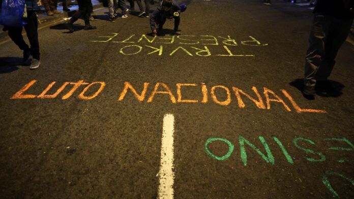 Peru anuncia estado de emergência após escalada de violência em Lima