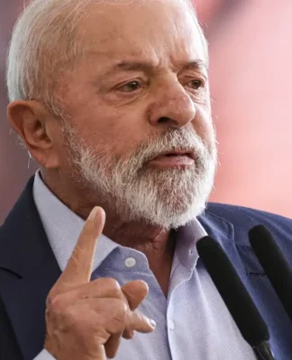 Lula chama América Latina de zona de paz e critica intervenções