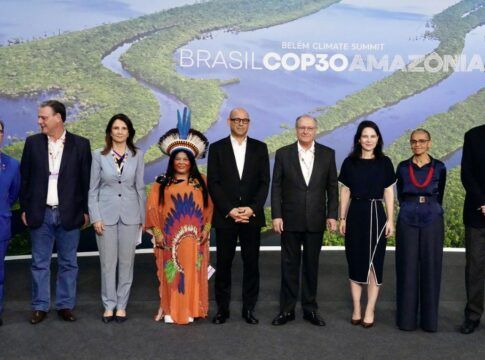 Lideranças internacionais e brasileiras.