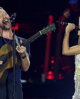 Chris Martin e Anitta fazem dueto no megashow
