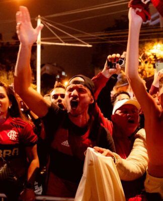 Demissão e moto vendida para viver o tetra da Libertadores