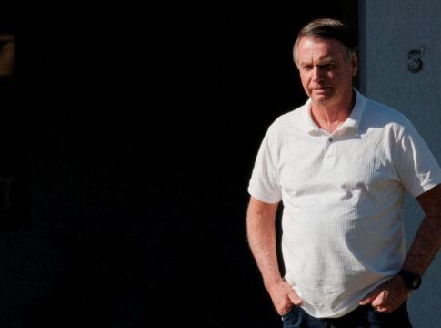 Bolsonaro foi preso por risco a ordem pública, diz Daniela Lima