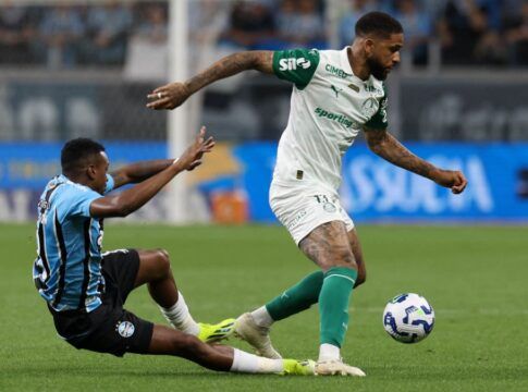 Derrota de virada para o Grêmio deixa o Palmeiras mais distante do título do Brasileirão