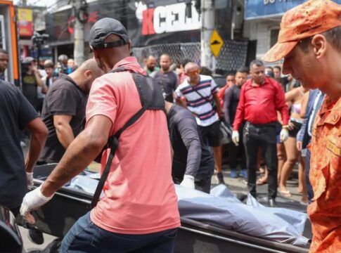 Foto da operação no RJ em curso