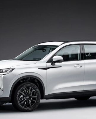 Carro branco, modelo Haval H6, em exposição