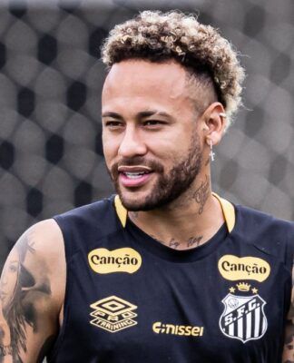 Neymar com uniforme de treino do Santos