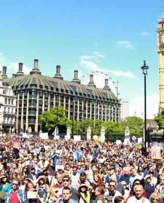 Britânicos se dizem mais divididos e menos orgulhosos do país