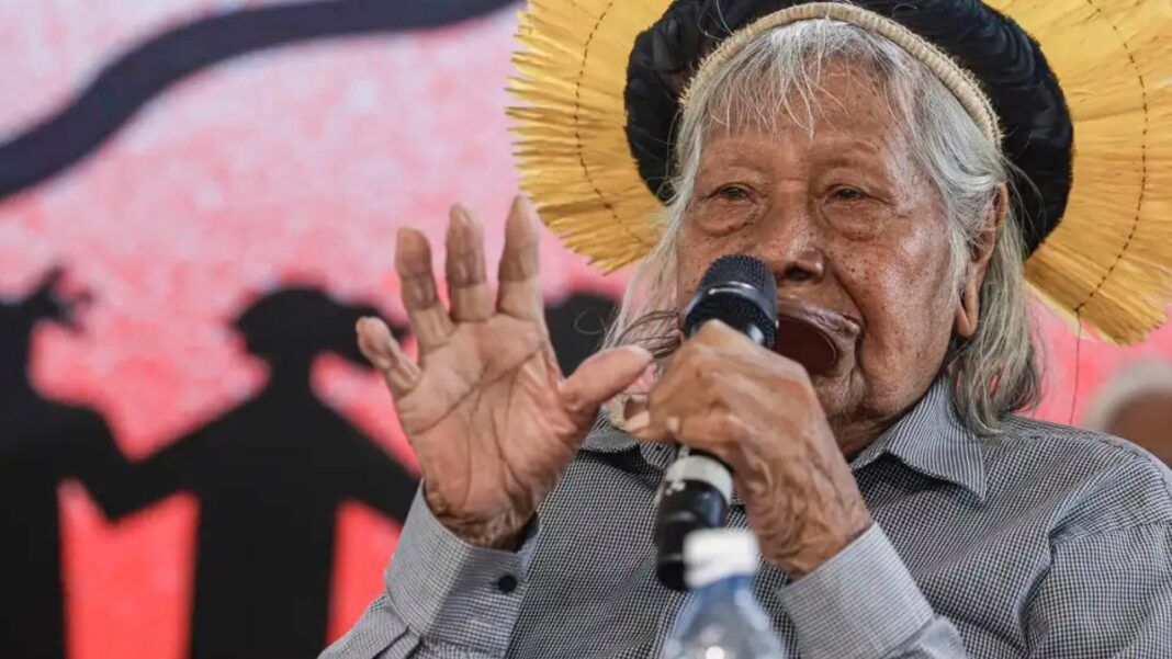 imagem do cacique Raoni