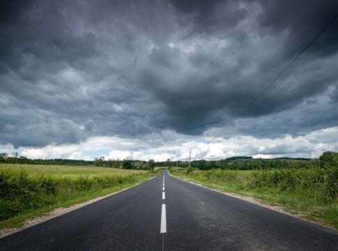 Meteorologistas preveem sequência de ciclones no Brasil em novembro