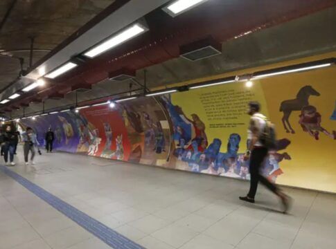 O que abre e fecha em SP no feriado?