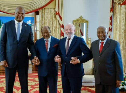 imagem do presidente Lula em Moçambique