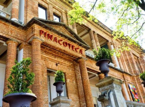 imagem do prédio da Pinacoteca na cidade de São Paulo