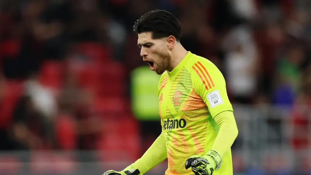 Agustin Rossi, goleiro do Flamengo, durante partida contra o Cruz Azul pela Copa Intercontinental