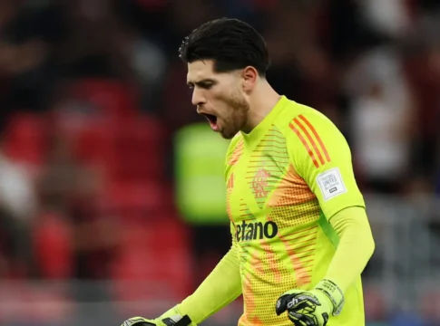 Agustin Rossi, goleiro do Flamengo, durante partida contra o Cruz Azul pela Copa Intercontinental