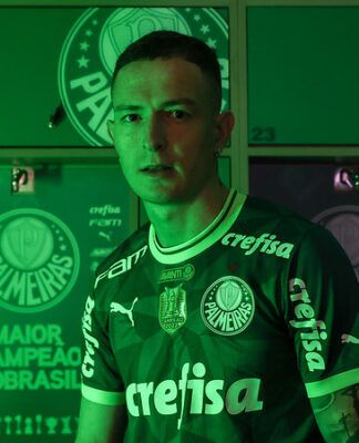 Com Aníbal Moreno próximo do River Plate, Palmeiras prioriza saídas antes de reforçar elenco