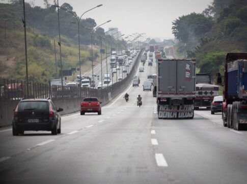 Natal e Ano Novo devem movimentar mais de 40 milhões de veículos em SP