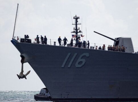 EUA apreendem segundo navio petroleiro na Costa da Venezuela