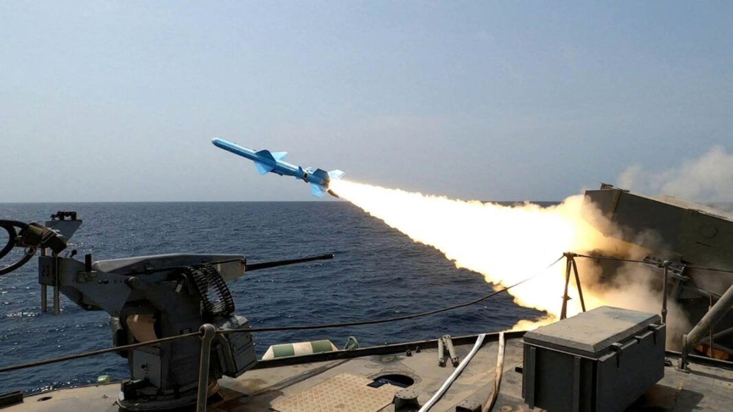 Míssel é lançado de base iraniana