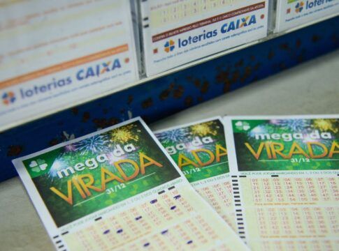Cartelas preenchidas da mega da virada
