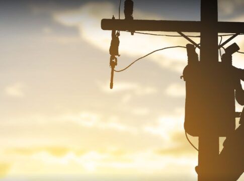 Aneel adia decisão sobre reajuste tarifário no Amapá e transferência da Emae