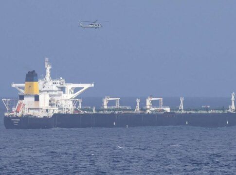 EUA interceptam outro navio perto da Venezuela, dizem autoridades