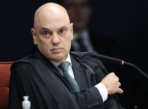 O ministro Alexandre de Moraes participa de sessão no STF