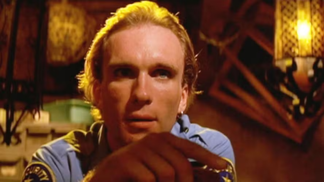 Peter Greene em Pulp Fiction: Tempo de Violência (1994)