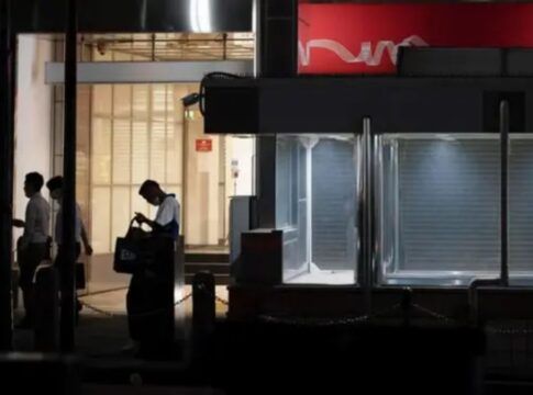 Apagão em SP gera prejuízo estimado de R$ 100 milhões para bares e restaurantes