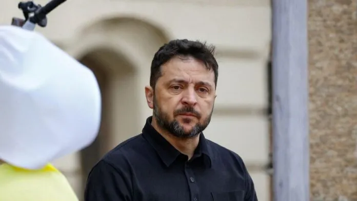 Zelensky acusa COI de apoiar Rússia após desclassificação de ucraniano na Olimpíada